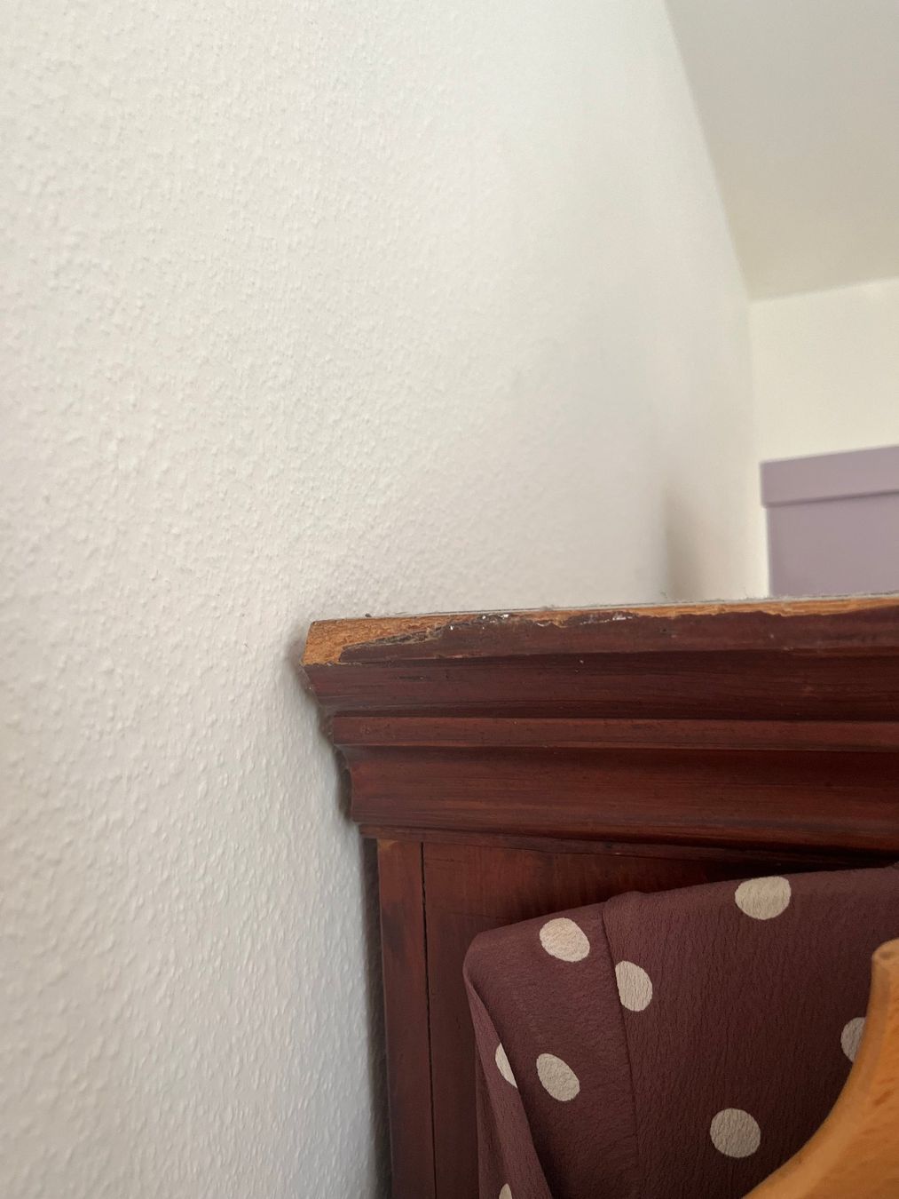 Armadi: Antiker Holzschrank – Usato da Winterthur venduto da n_l_h 4
