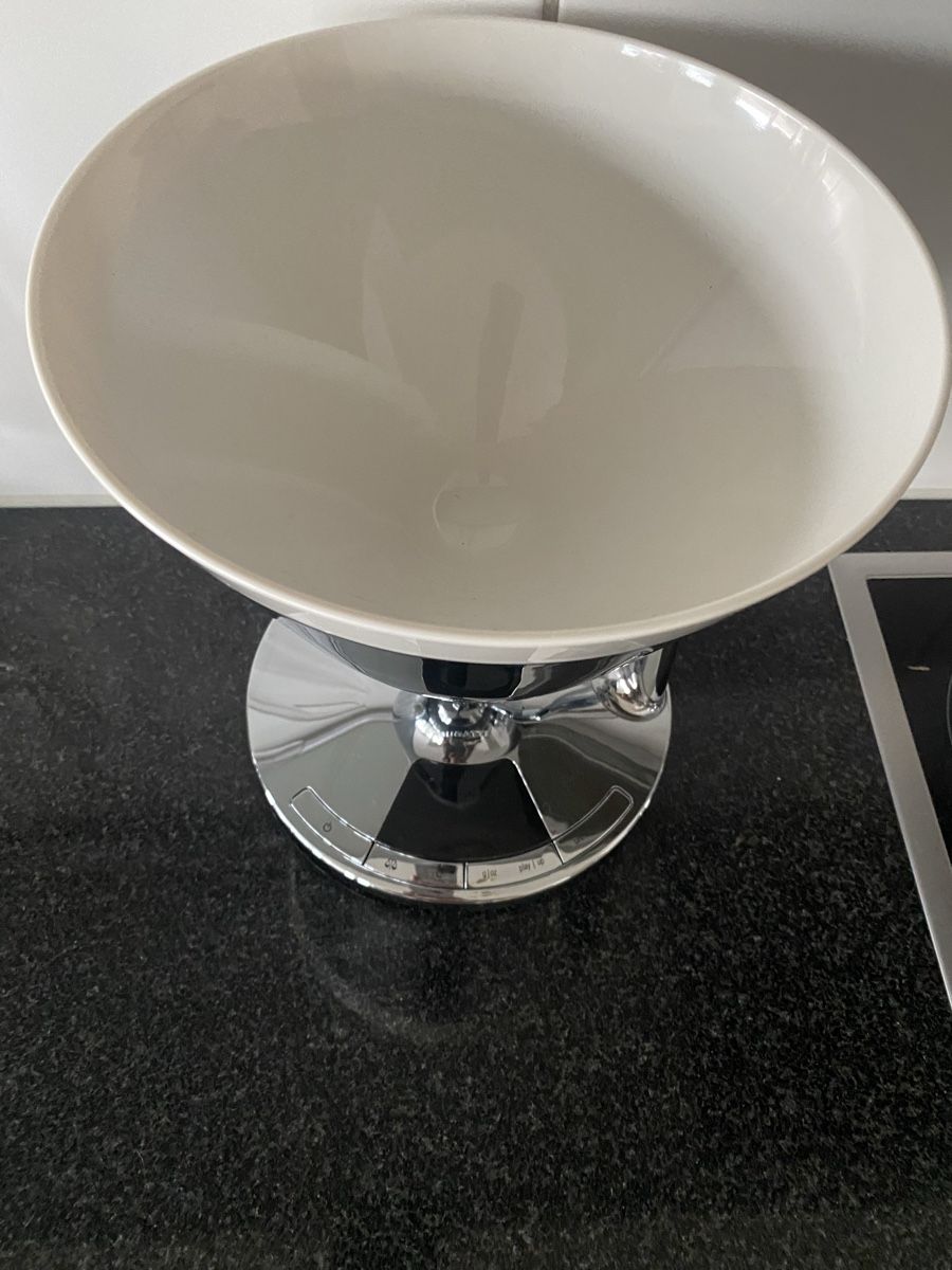 Balances de cuisine: BUGATTI Uma Digitale Küchenwaage mit Timer – D'occasion à Olten par ale_nb2x 1
