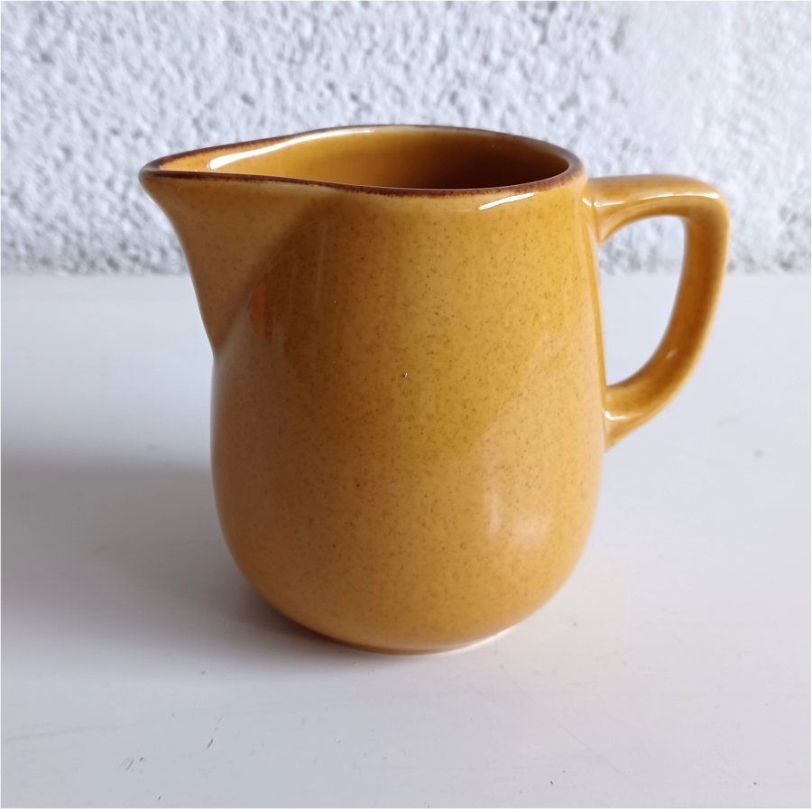 Rössler Caraffe: RÖSSLER Senfgelb Krug 0,2 Liter -E28 – Usato da Morges venduto da vimajes12