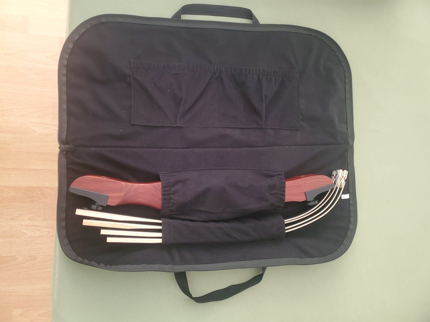 Tiro con l'arco: Recurve Bogen Set Avalon mit Tasche und Visier – Usato da Chur venduto da Maerti 1