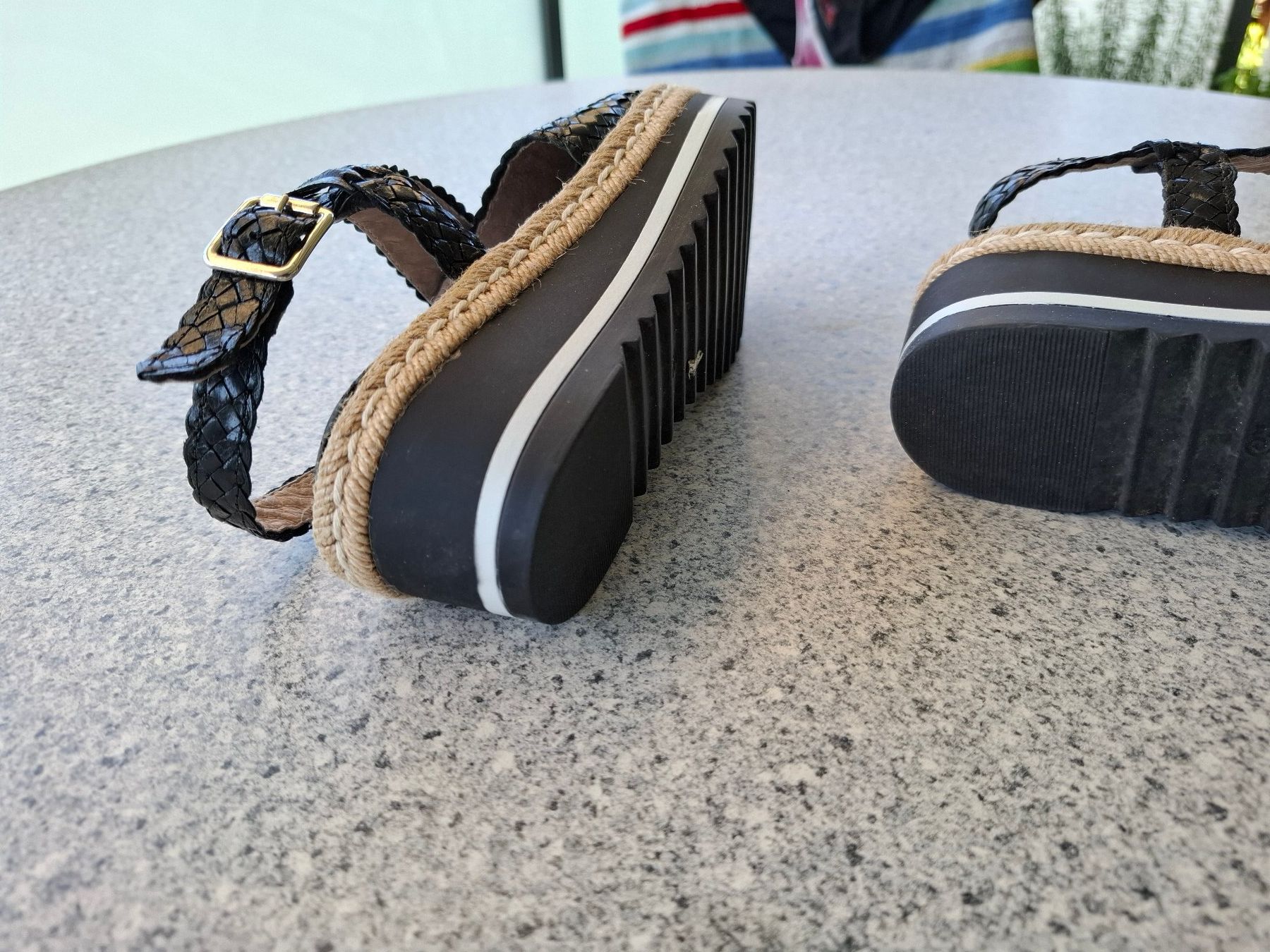Scarpe da donna: Sandalen geflochten – Usato da Villmergen venduto da Rubavi 2