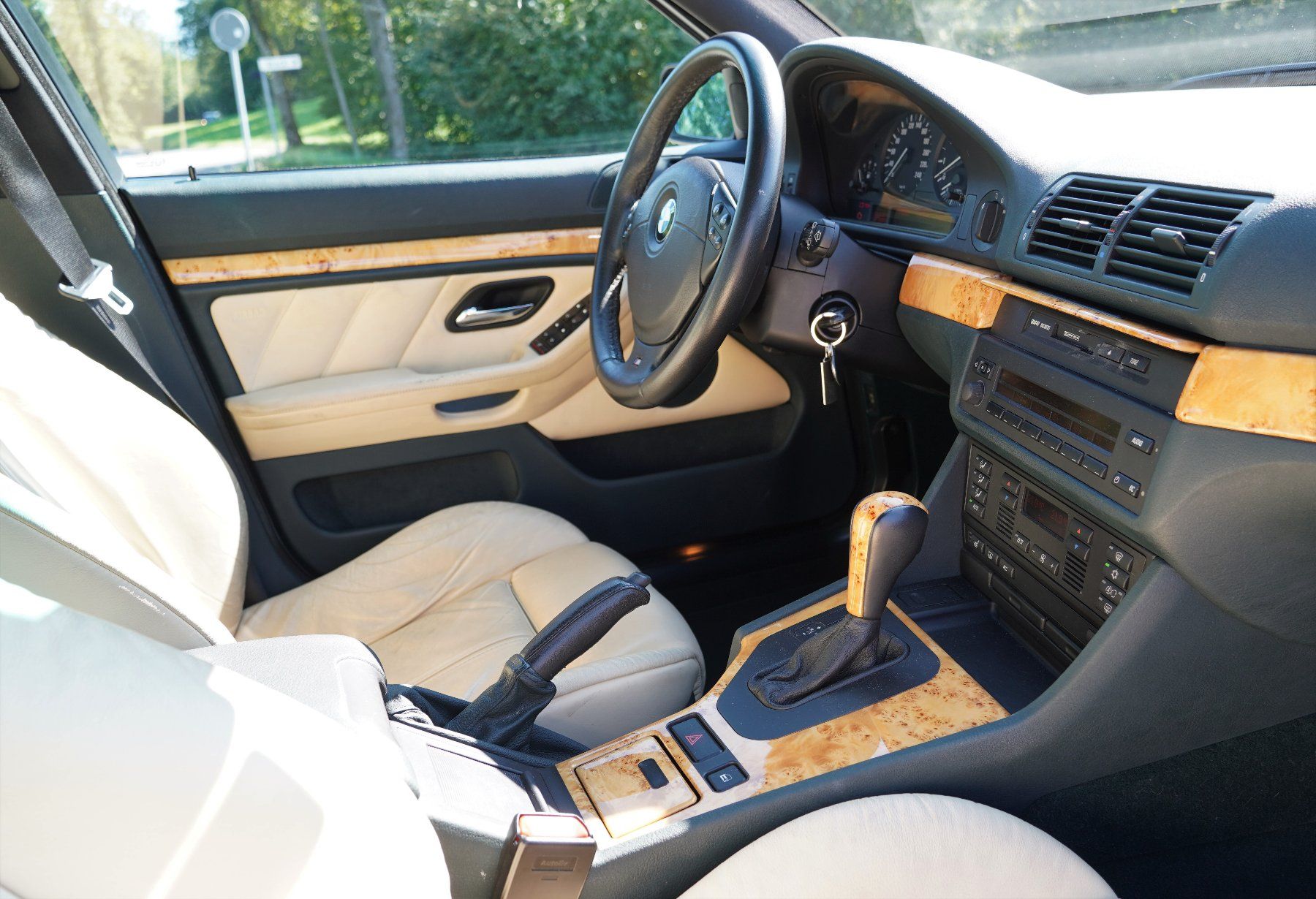 BMW Automobili: Youngtimer - BMW 528i E39 M52, MFK geprüft, aus erster Hand – Usato da Uerikon venduto da Norma06 2