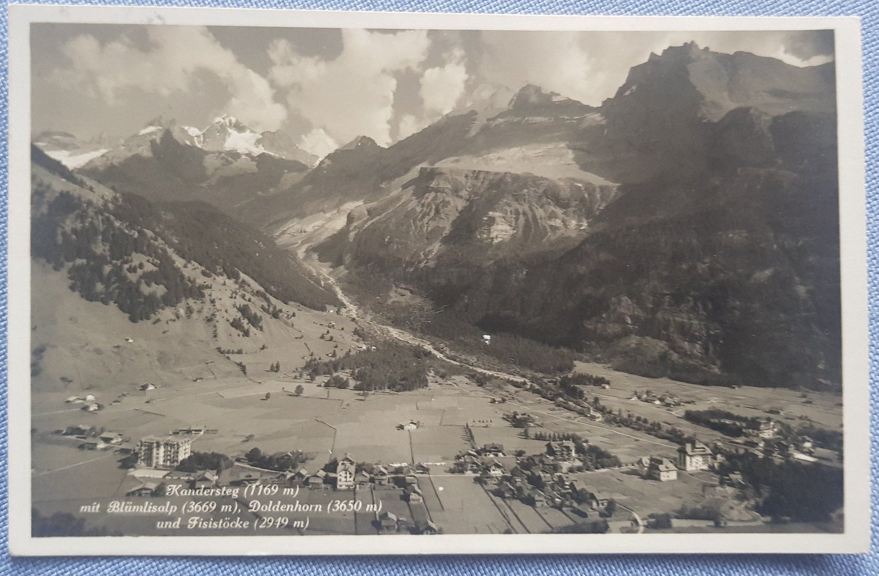 Cartoline postali: Kandersteg mit Blüemlisalp 1931 – Usato da Melchnau venduto da Fishel