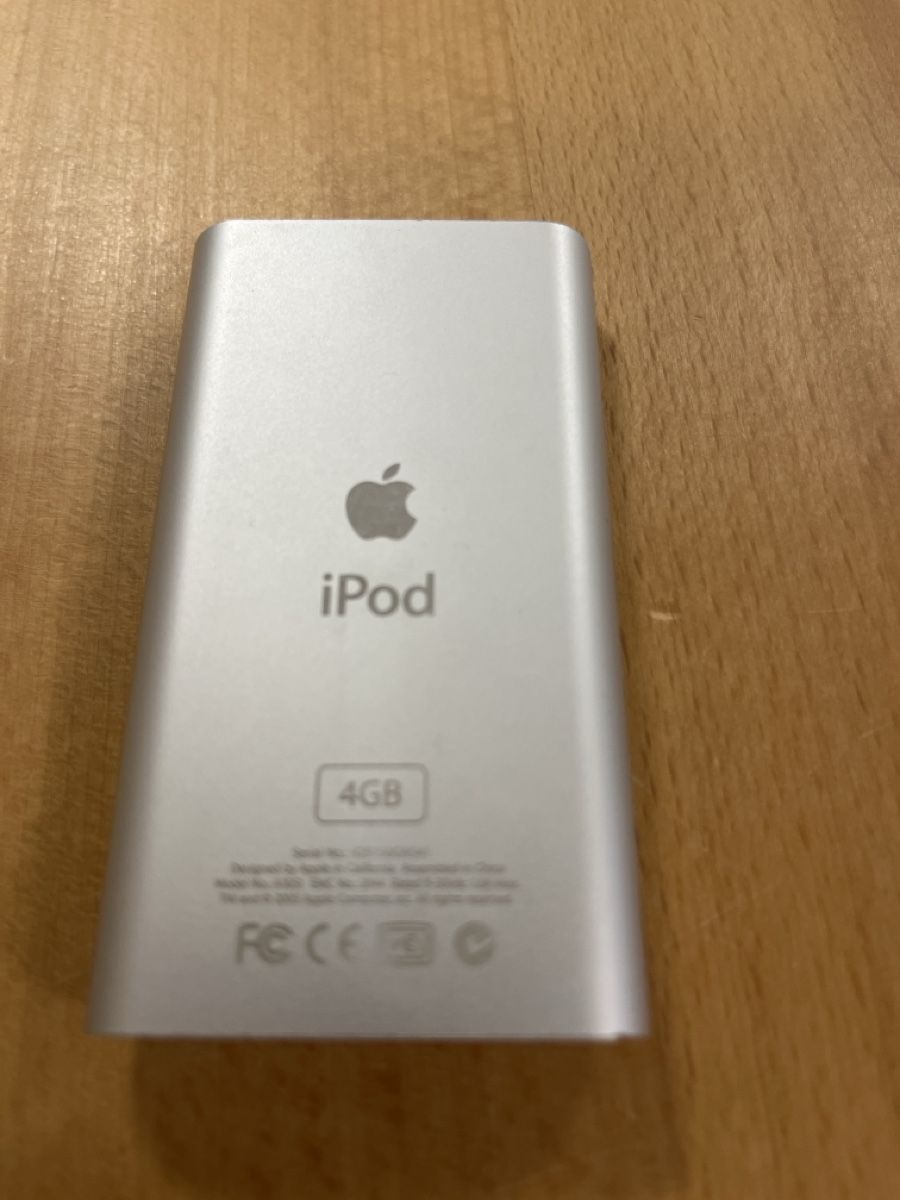 Apple Lecteur media portable: iPod  – Défectueux à Oftringen par Fmischa 1