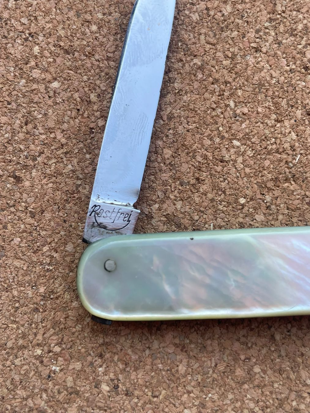 Couteaux de poche: Taschenmesser mit Perlmut Griffen – D'occasion à Oppligen par can_rf8g 2