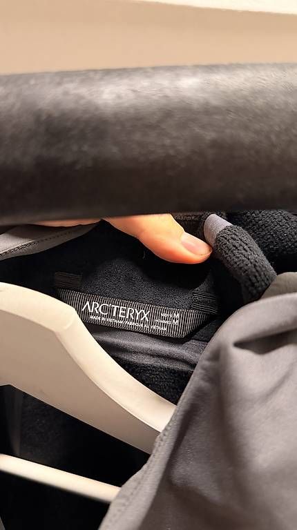 Giacche: Arcteryx Sawyer Hoody M / Softshell  – Usato da Zufikon venduto da Nico5621 1