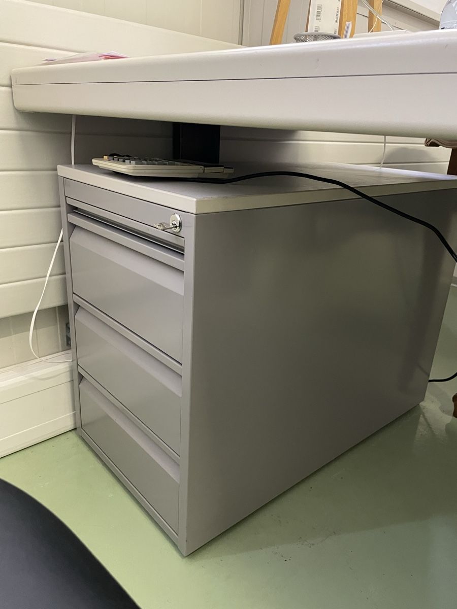 Commodes: Schubladenstock – D'occasion à Grosshöchstetten par CharaCha15