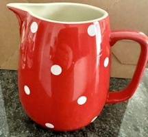Rössler Heidi Krug rot mit weissen Punkten 1.5 L