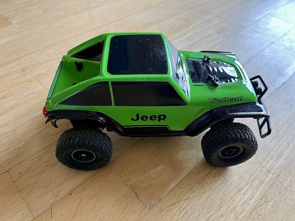 Modellismo RC: Ferngesteuerter Jeep – Usato da Therwil venduto da scoop75