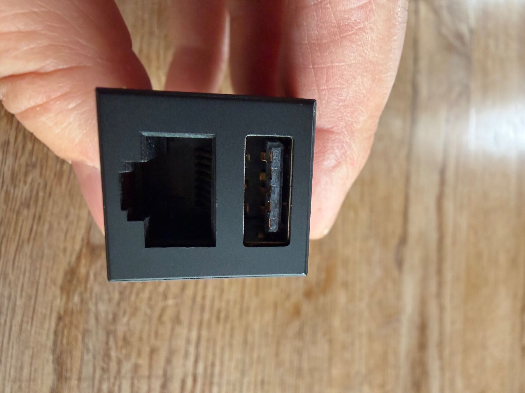 Microsoft Laufwerke & Adapter: Adapter zu Surface – Gebraucht aus Grünenmatt von meyer15 2