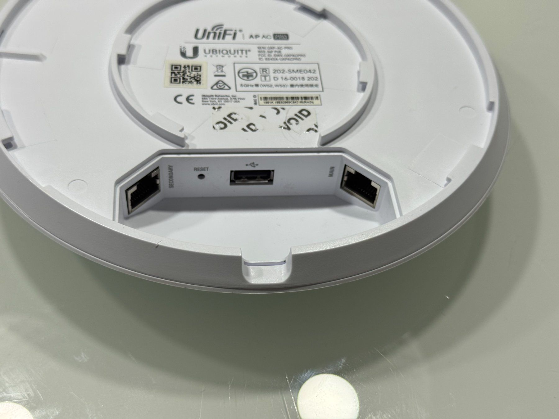 WiFi: Ubiquiti UniFi AP AC Pro UAP-AC-PRO Access Point – D'occasion à Basel par Francis1337 3