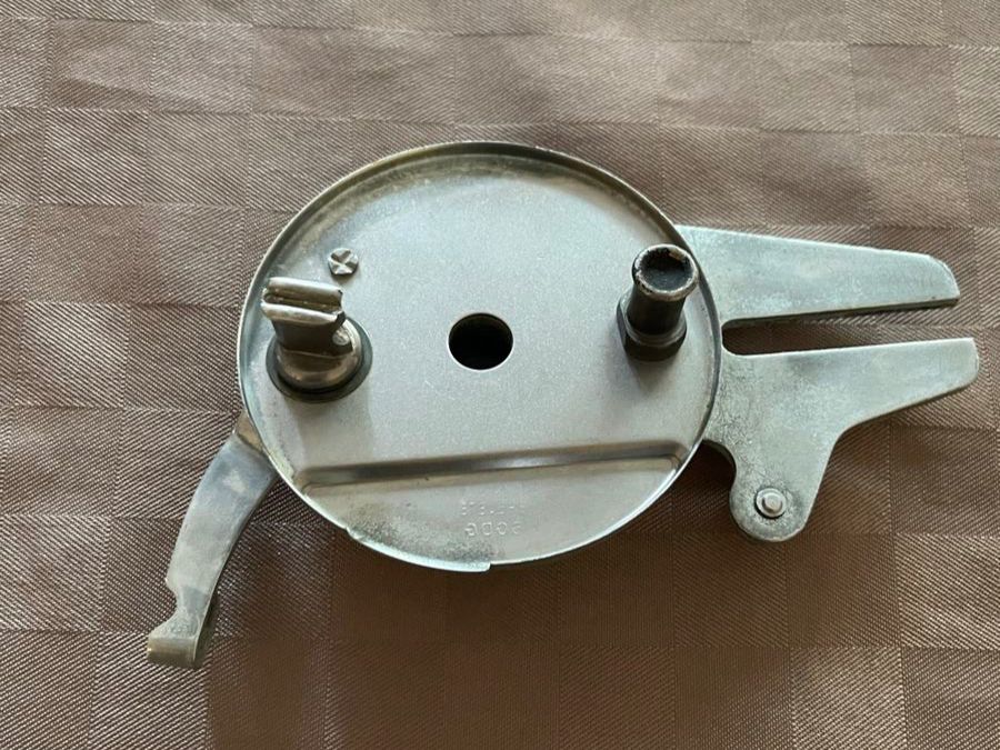 Puch Parti ricambio per ciclomotori: Puch Maxi N ceppo freni vecchio modello – Nuovo (secondo la descrizione) da Novazzano venduto da Mich1974 1
