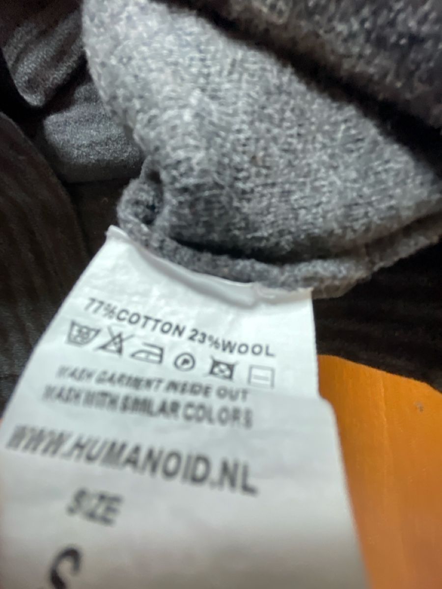 Pullover & Sweatshirts: Humanoid Pullover S – Gebraucht aus Basel von Ritzibitzi 2