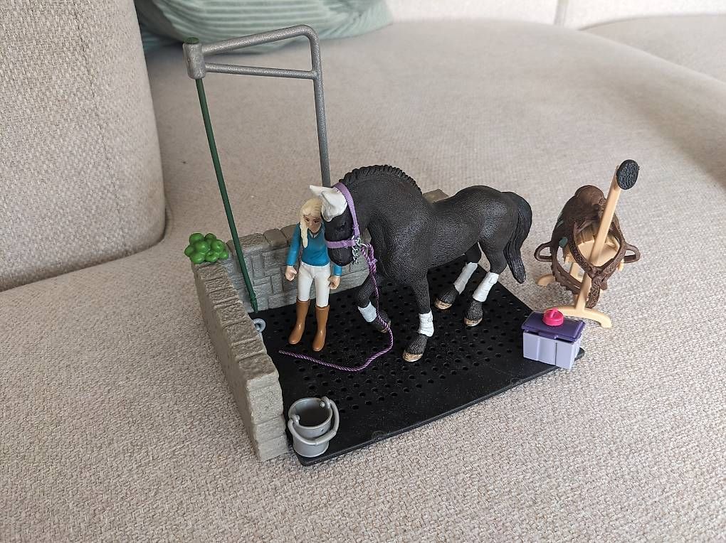 Giocattoli: Schleich Waschplatz – Usato da Bremgarten b. Bern venduto da Kalamaki 1