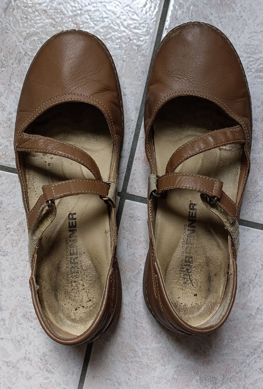 Scarpe da donna: Weinbrenner Leder Schuh Gr. 38 – Usato da Porza venduto da PomiSmurf