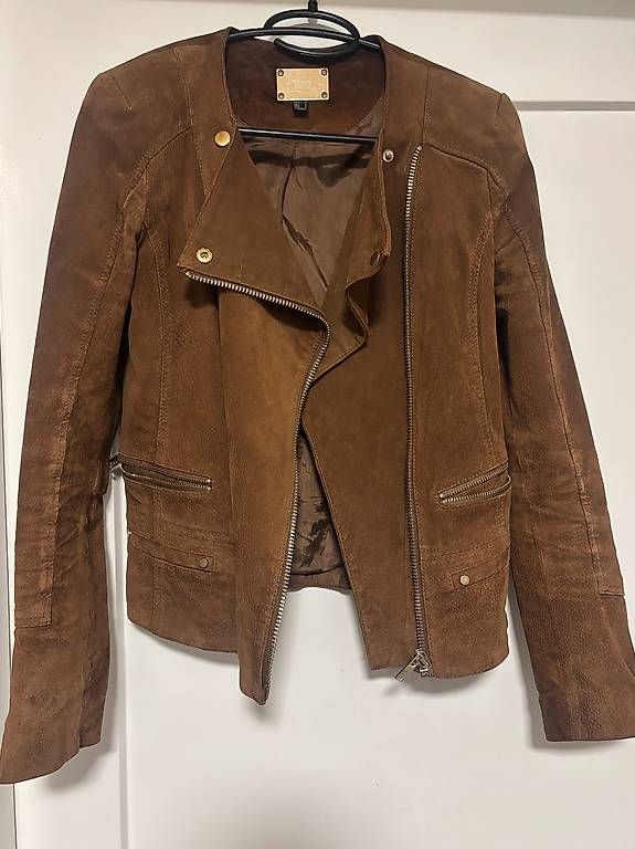 Giacche: Kunstleder Damen Jacke MANGO – Usato da Zürich venduto da BeckiBecki
