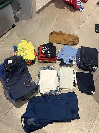 Vestiti taglia 98