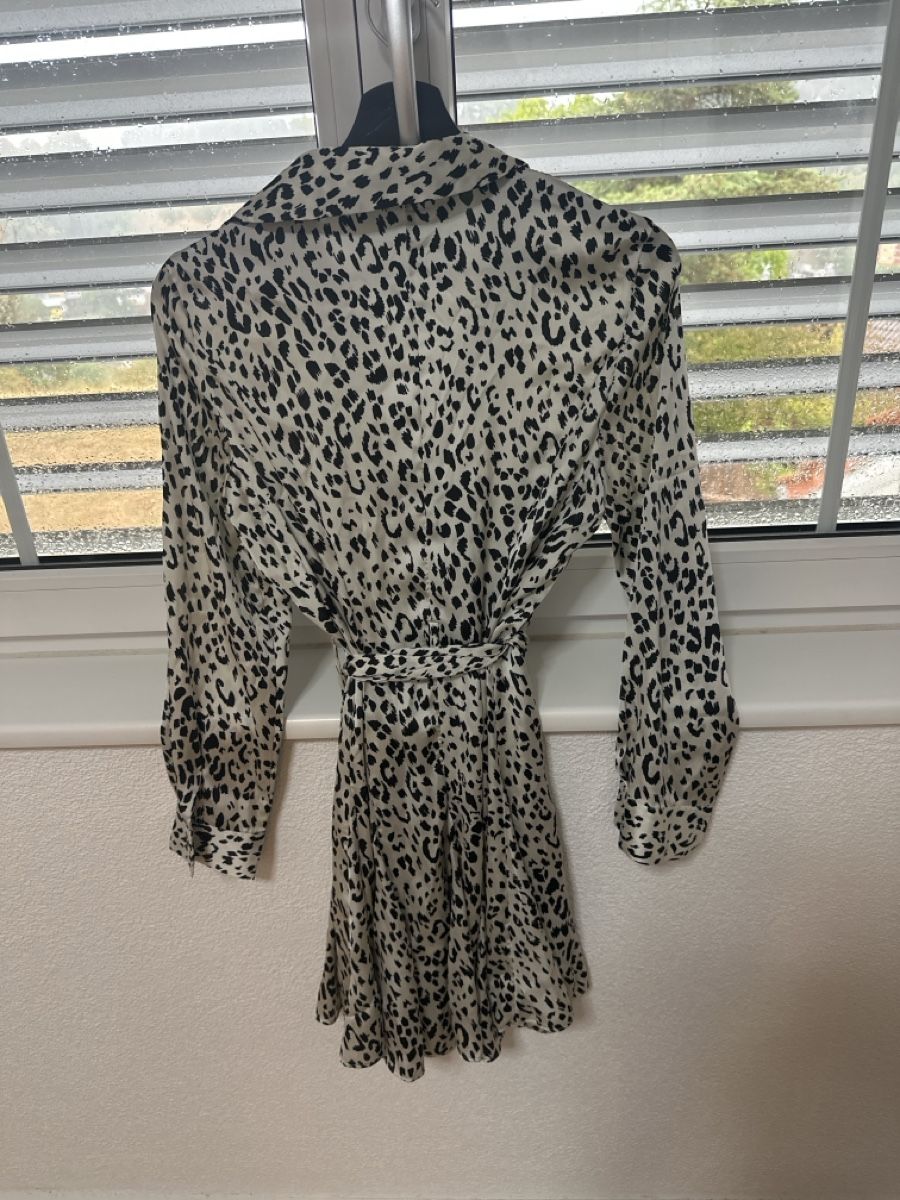 Zara Kleider: Zara Kleid – Neu (gemäss Beschreibung) aus Fisibach von hadilicious 2