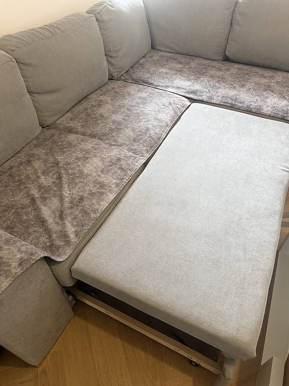 Divani: Großes Ecksofa mit Ottomane  sehr guter Zustand – Usato da Wettingen venduto da KingBerisha 2