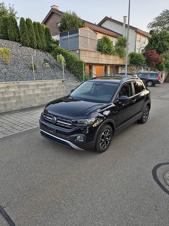 VW Automobili: VW T-Cross 1.0 TSI – Usato da Flaach venduto da stefnik91