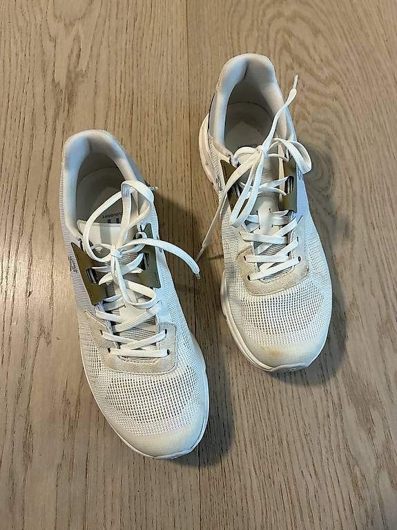 Scarpe da donna: ON Cloud X, Grösse 38, 3 x getragen  – Usato da Baden venduto da BarbaraF01 1