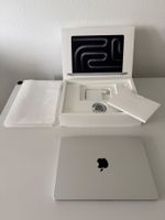 Top:Apple MacBook Pro (14", M4 Pro - 14C/20C) / 48GB / 2TB