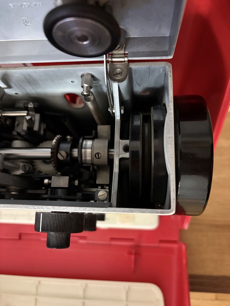 Bernina Nähmaschinen: Bernina 831 – Defekt aus Schlieren von MQ1965 5