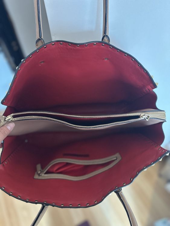 Valentino Garavani Shopper Schwarz Innen Rot Valentino Garavani