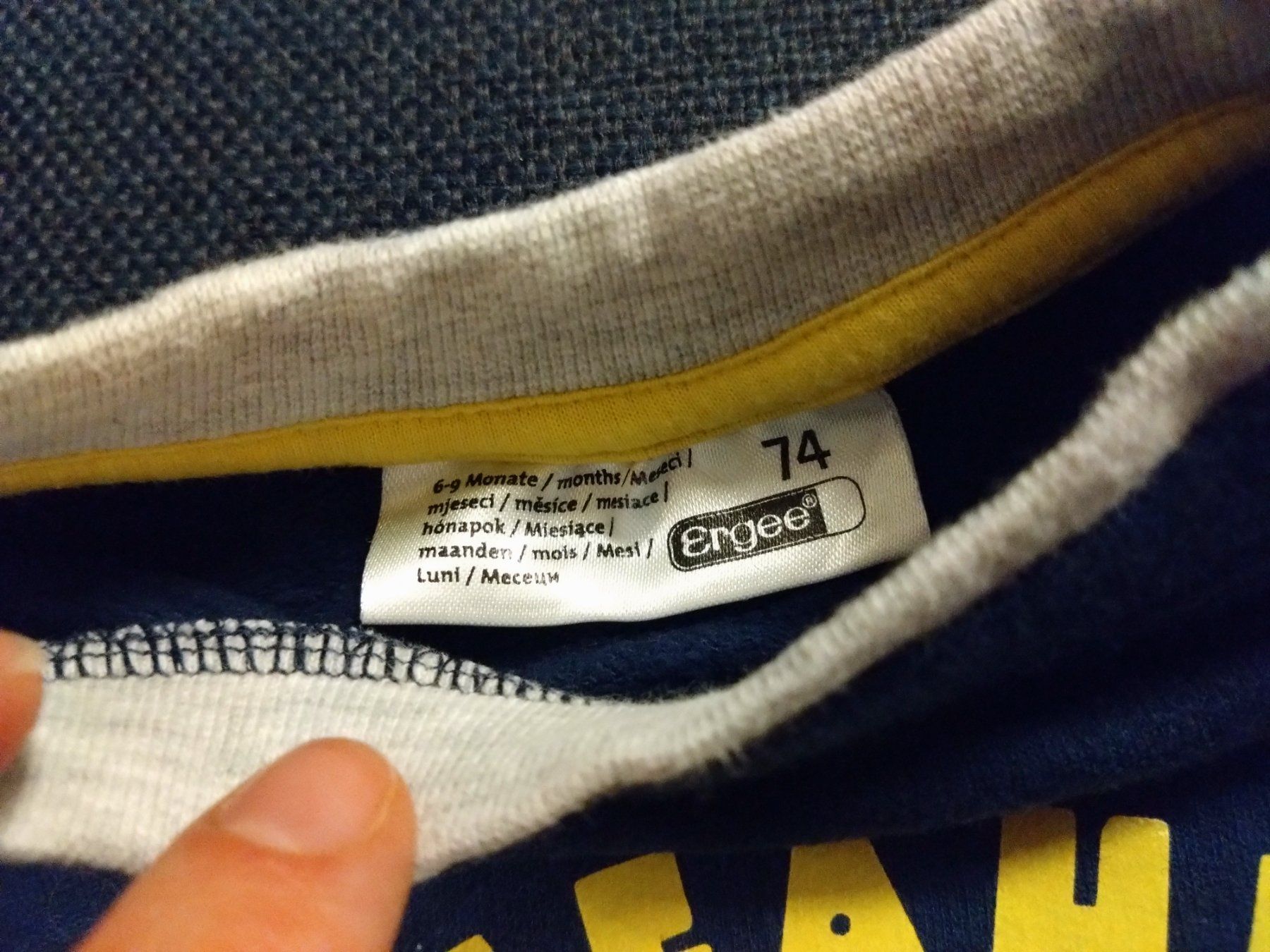 Pullover & Sweatshirts: Shirt Grösse 74 – Gebraucht aus Ostermundigen von Krimskrams8 1