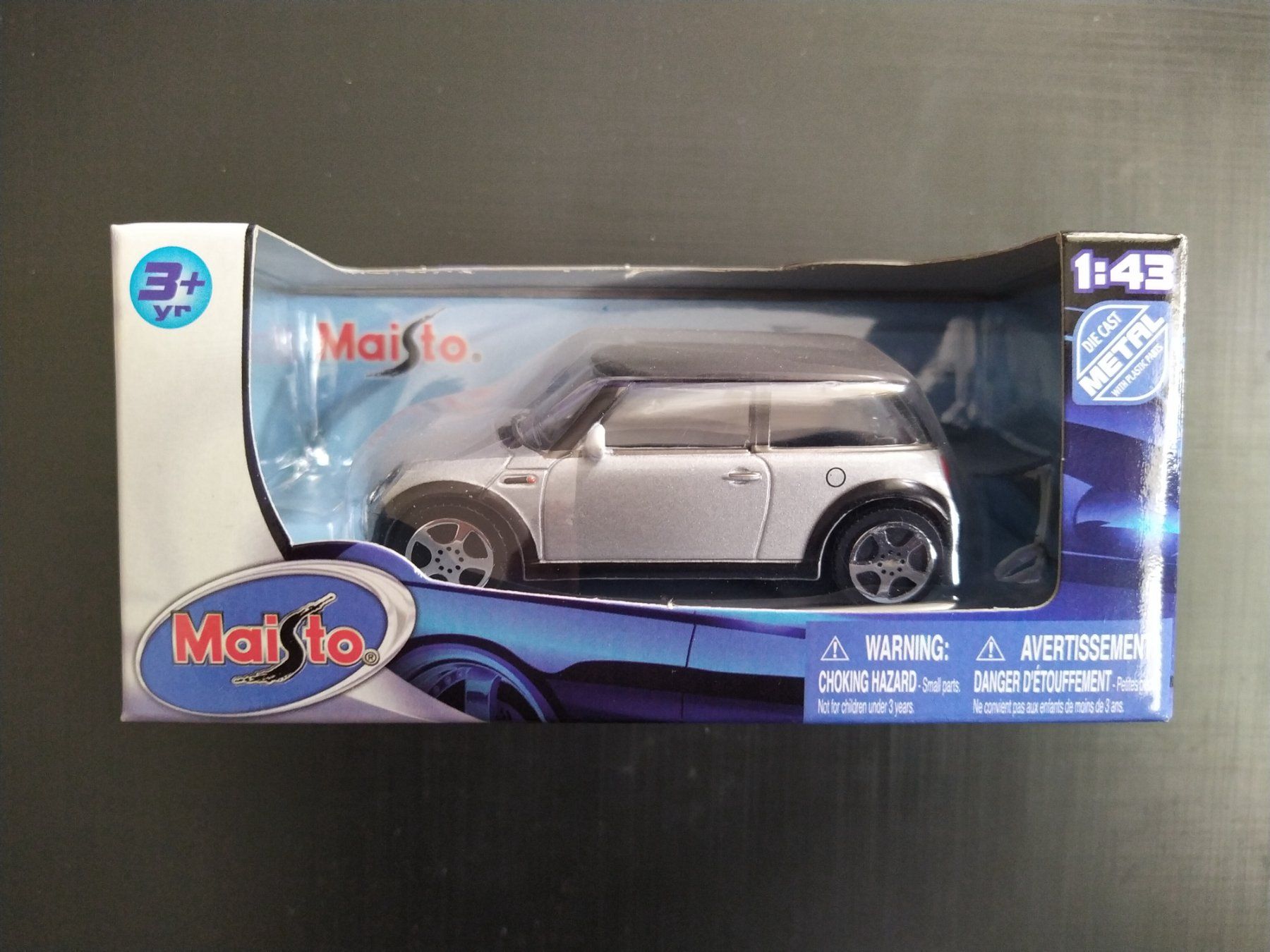 Maisto Modellini d'auto: 2 Mini Maisto 1:43 von 2005 & 2007 – Nuovo e nell'imballaggio originale da Bern venduto da micky031 2