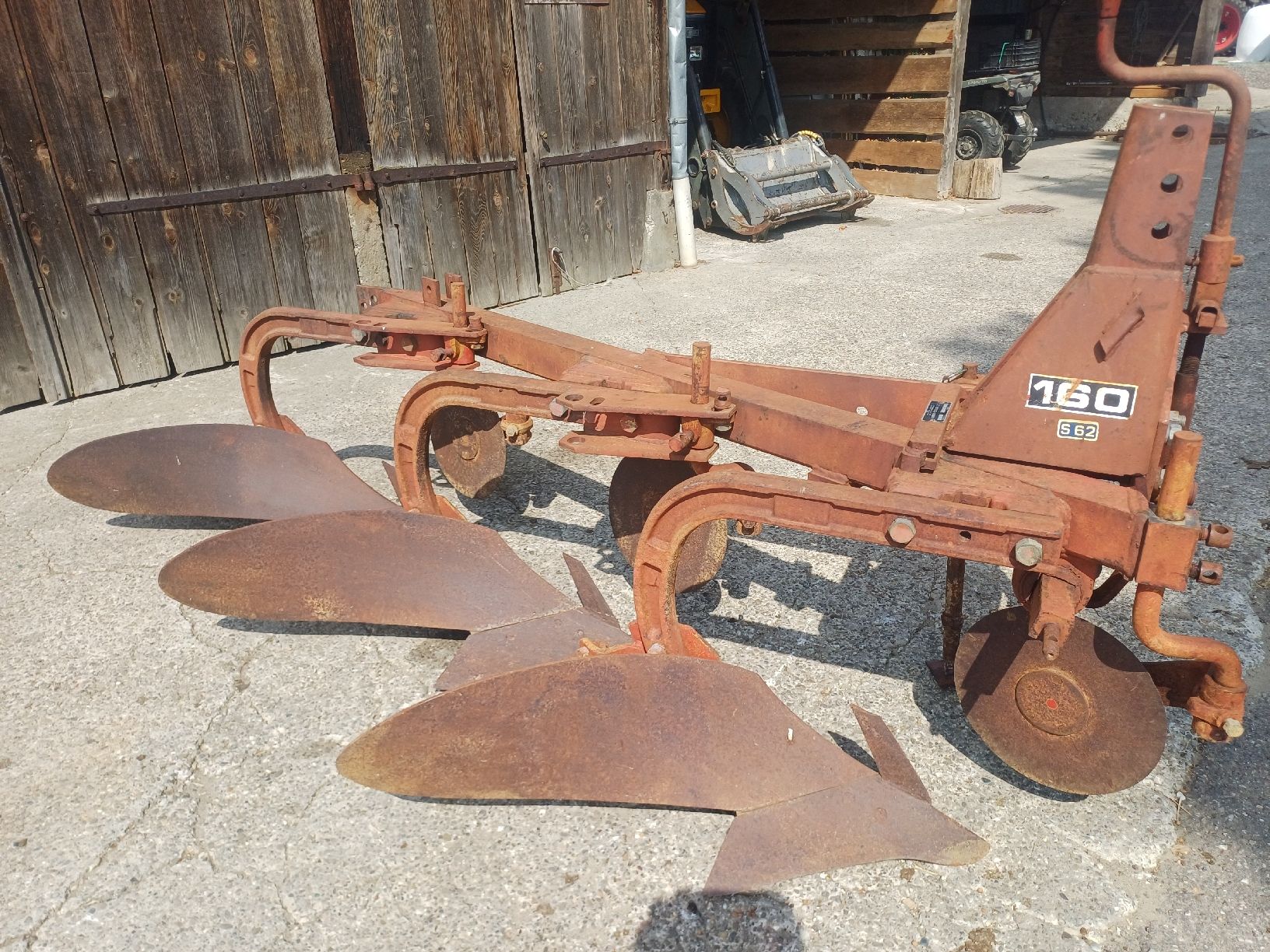 Massey Ferguson Traktoren: Massey Ferguson  – Gebraucht aus Schmidigen-Mühlew von lanz84