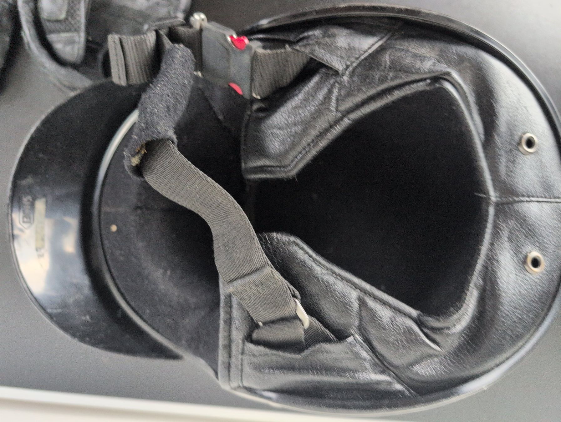 Caschi & visiere: Shoei Motorradhelm & Handschuhe Set – Usato da Zürich venduto da ErnstMax67 4