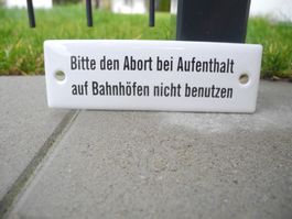 BAHNSCHILD EMAIL