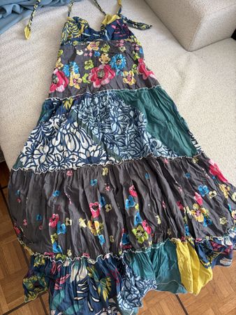 Sommerkleid bunt geblümt 