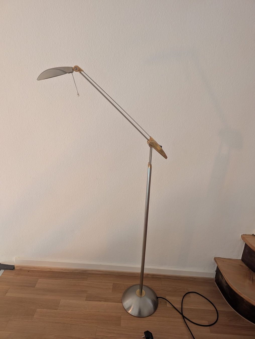 Lampen: Alte Ständerlampe – Gebraucht aus Basel von N014