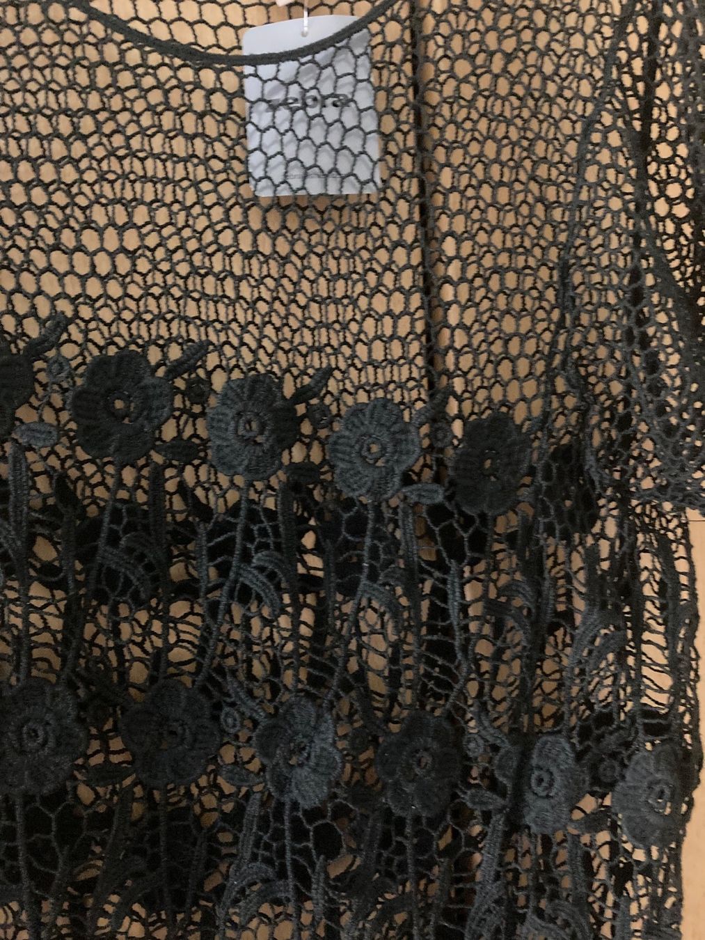 Top: Pull neuf en crochet taille unique – Nuovo (secondo la descrizione) da Orbe venduto da Jade333 3