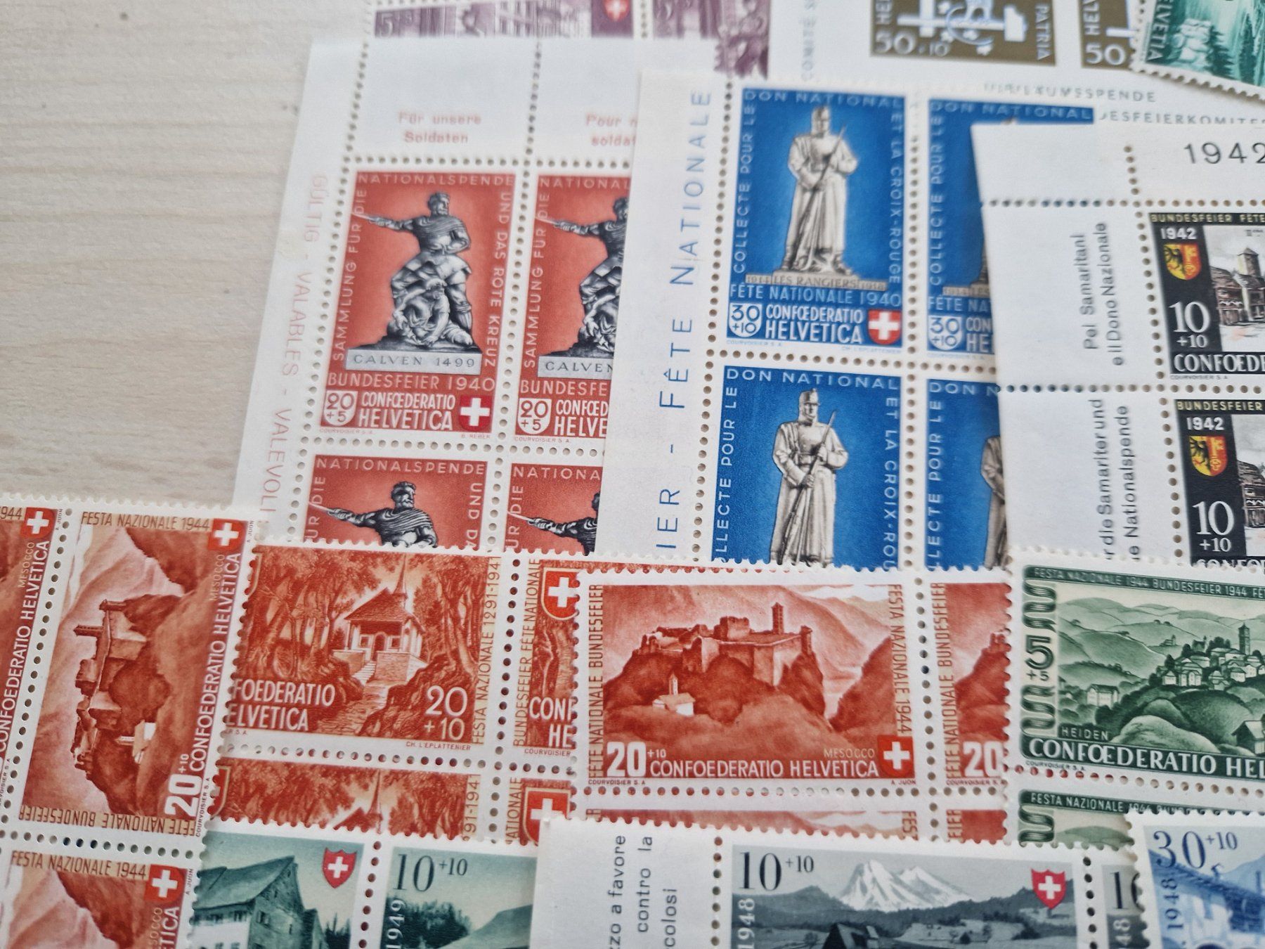 Tous les timbres: PP 4er Blöcke postfrisch**, ab 1.- – D'occasion à Burgdorf par Glossy01 4