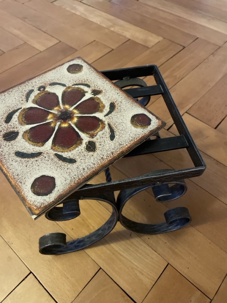 Alle Dekorationen: Kleiner Blumenhocker – Gebraucht aus Walchwil von zim_pd6x 3