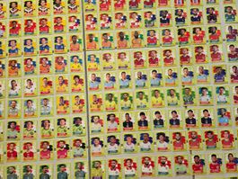 ÜBER 200 - PANINI BILDER WM 2026 - KEINE DOPPELT