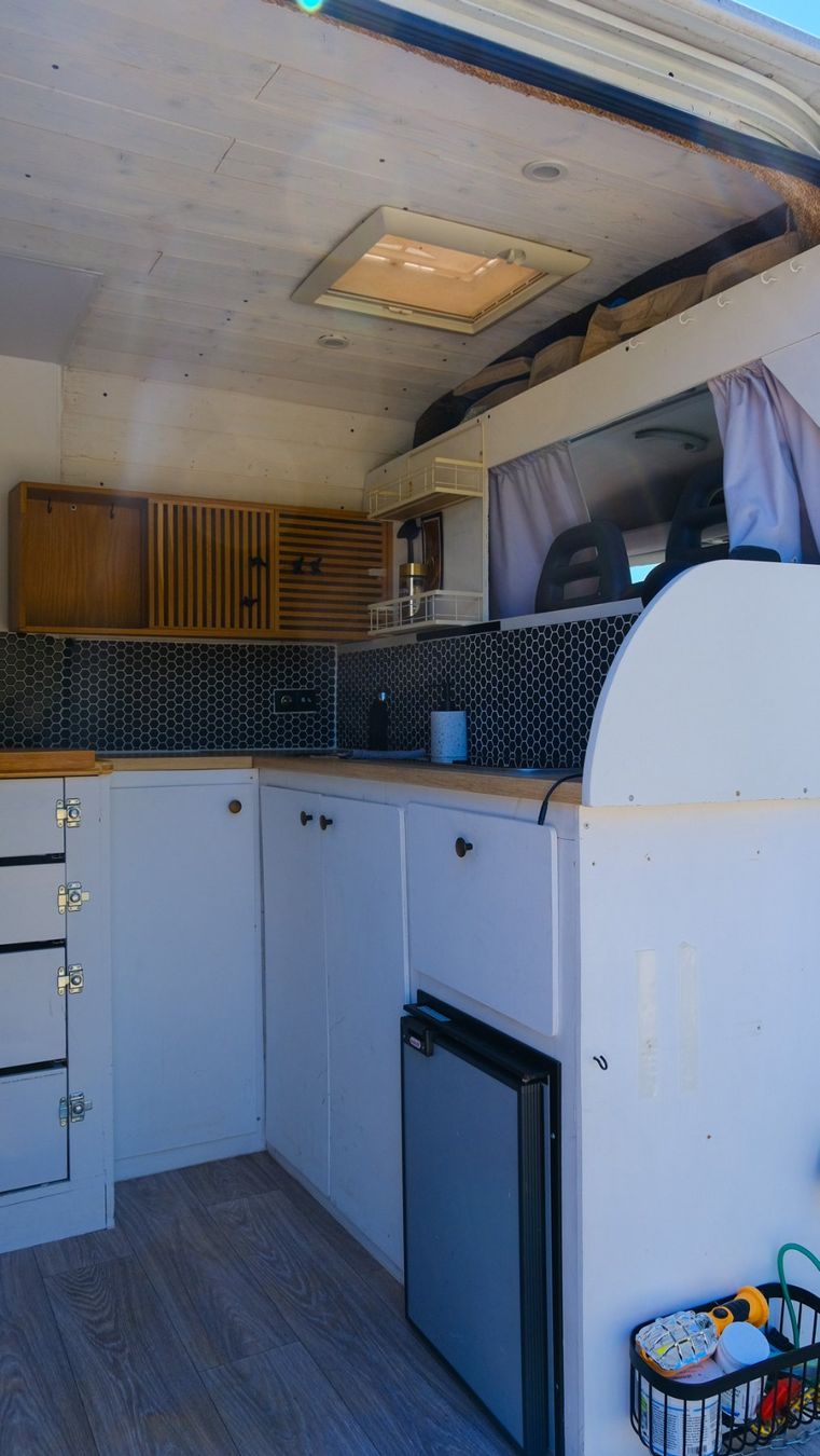 Citroën Véhicules de camping: Van aménagé CITROEN JUMPER – D'occasion à Lausanne par ell_v9tw 1