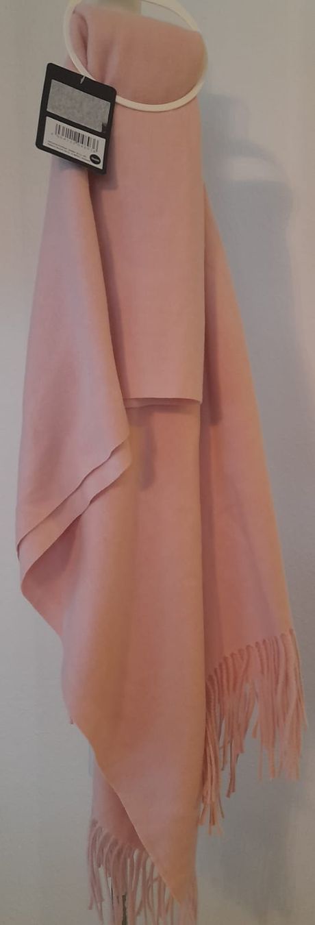 Foulard & Sciarpe: Weicher Schellsschal, rosa, neu – Nuovo e nell'imballaggio originale da Spreitenbach venduto da rab2000 1