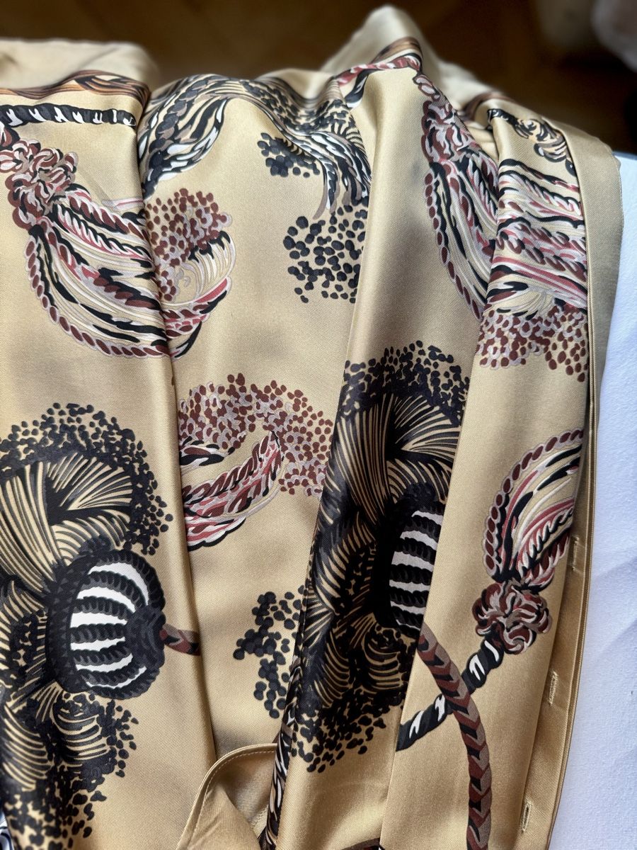 Salvatore Ferragamo Vestiti: Robe en soie Salvatore Ferragamo – Nuovo (secondo la descrizione) da Genève venduto da inf_2ggr 5