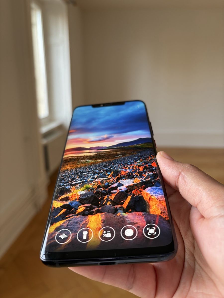 Huawei Telefoni cellulari / Smartphones: Huawei Mate 20 Pro – Usato da Sorens venduto da purpureta 5