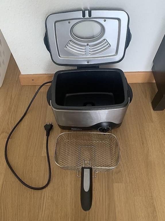 Küchengeräte: Mini Friteuse – Gebraucht aus Einsiedeln von ver_sb5p 1