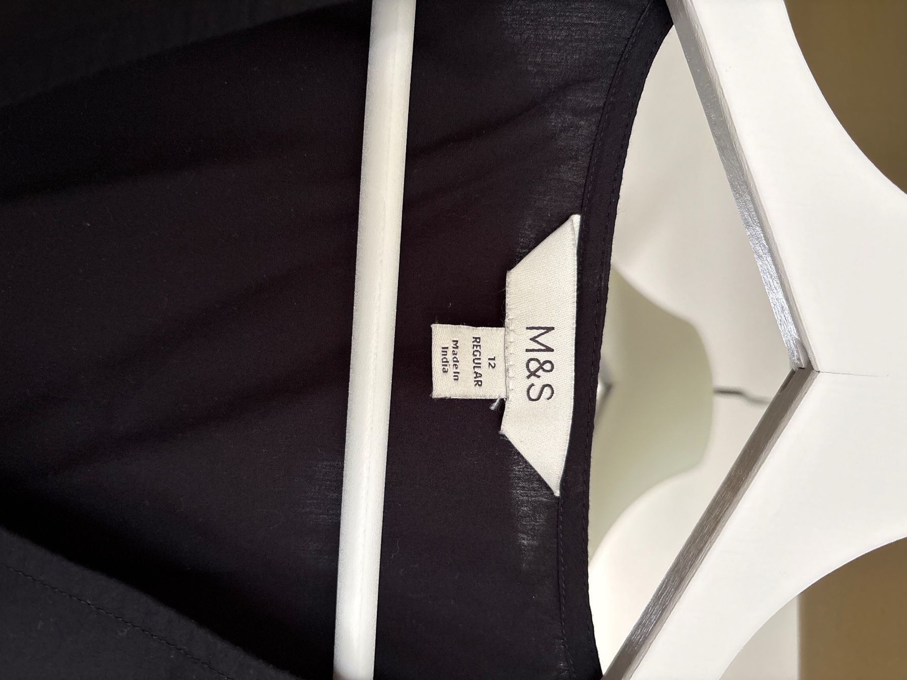 Blusen: Bestickte schwarze Boho Bluse (M&S, Größe M) – Gebraucht aus Wilen (Sarnen) von sus_68jv 2