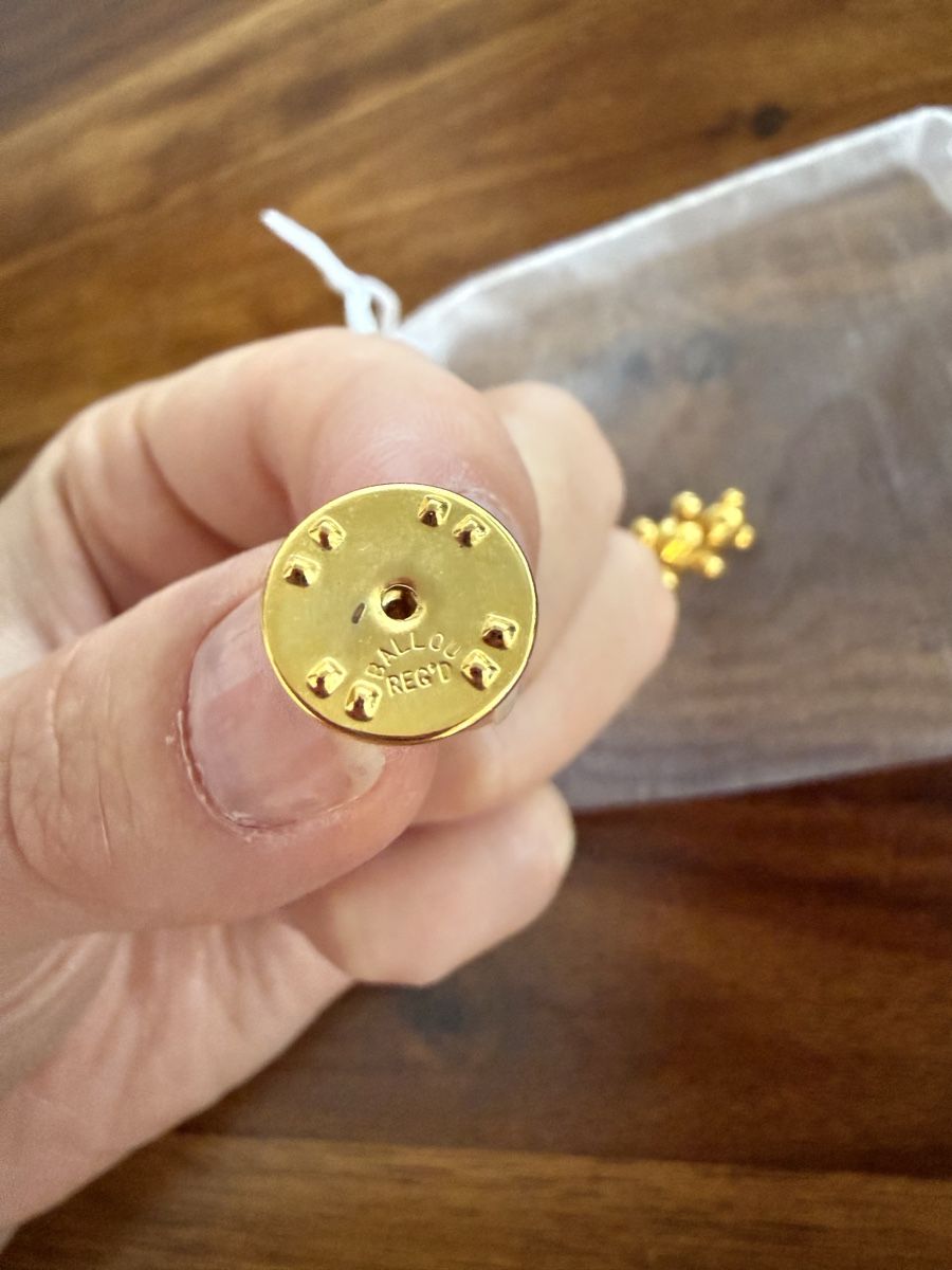 Broschen & Nadeln: Antike goldene Brosche  – Gebraucht aus Luzern von Itsclaire 2