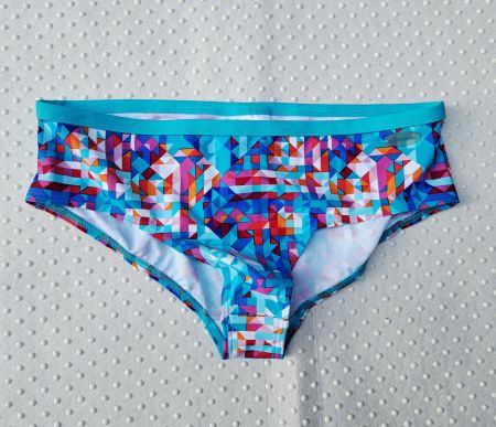 NEU! Coole Firefly Badehose Gr. 176