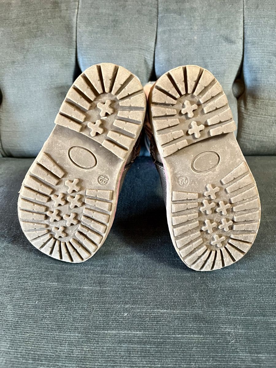 Scarpe per ragazze: Mädchenstiefel Gr. 22 Pferdemotiv – Usato da Erlenbach im Simmental venduto da ancatan 2