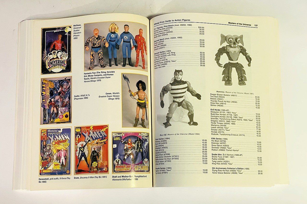 Bücher: Offizieller Preisguide Action Figures 1. Auflage – Gebraucht aus Duggingen von nad_6yzh 9