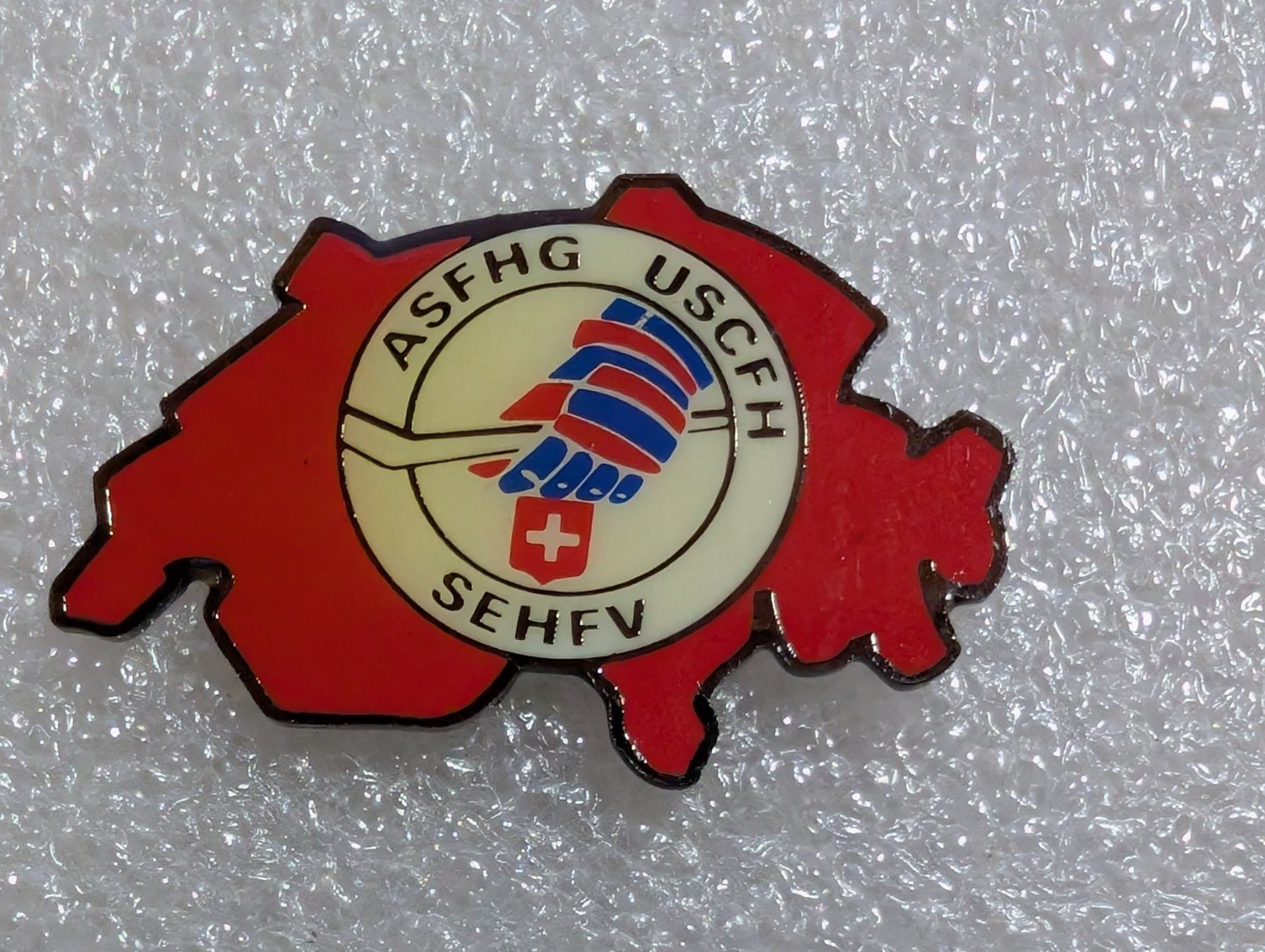 Plaquettes & Badges: Ansteckpin 247: – D'occasion à Oppligen par Pin-Fall-Shop